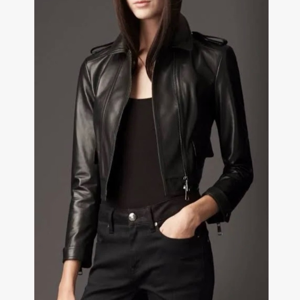 LIKE NEW!  Burberry lamb leather cropped black Moto jacket Sz 8
